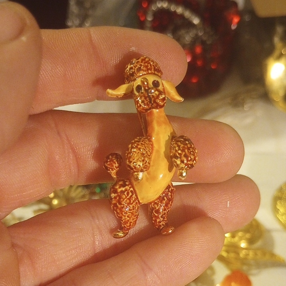 LG Vintage Poodle Brooch